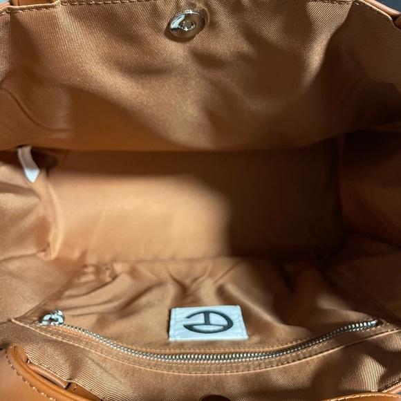 (((SOLD))) Medium Telfar Shopping Tote - Picture 9 of 11